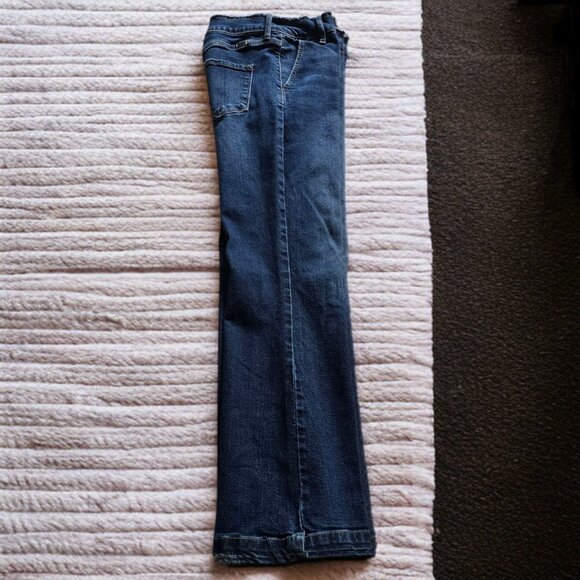 KANCAN MAKAYLA ( 5/26 ) Raw Waist Ultra High-Rise Flare Wide Leg Jeans - Picture 3 of 6